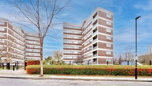 Photo 25- click for photo gallery